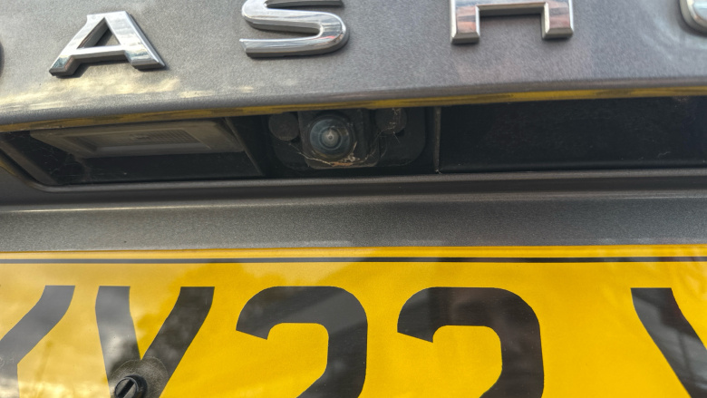 Nissan Qashqai 1.3 DiG-T MH Tekna 5dr Petrol Hatchback